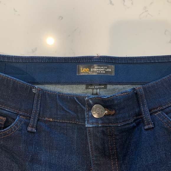Lee mid rise straight leg Jean - Picture 8 of 8